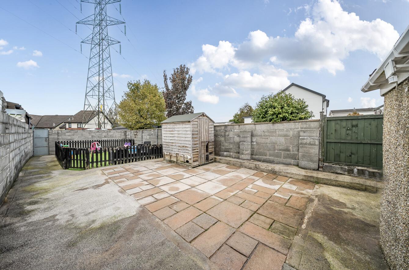 Llandafen Road, Llanelli, SA14 9BD